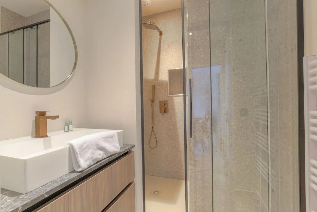 Joli T1 Pour 4, Champagne, Monts D'Or, Lyon Apartment 0*, Champagne-au-Mont-d'Or